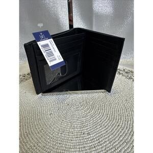Genuine Black Leather George Bi-fold Wallet NWT